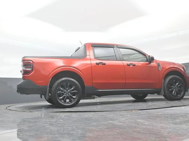 Certified Used 2024 Chili Pepper Red Ford XLT image 22