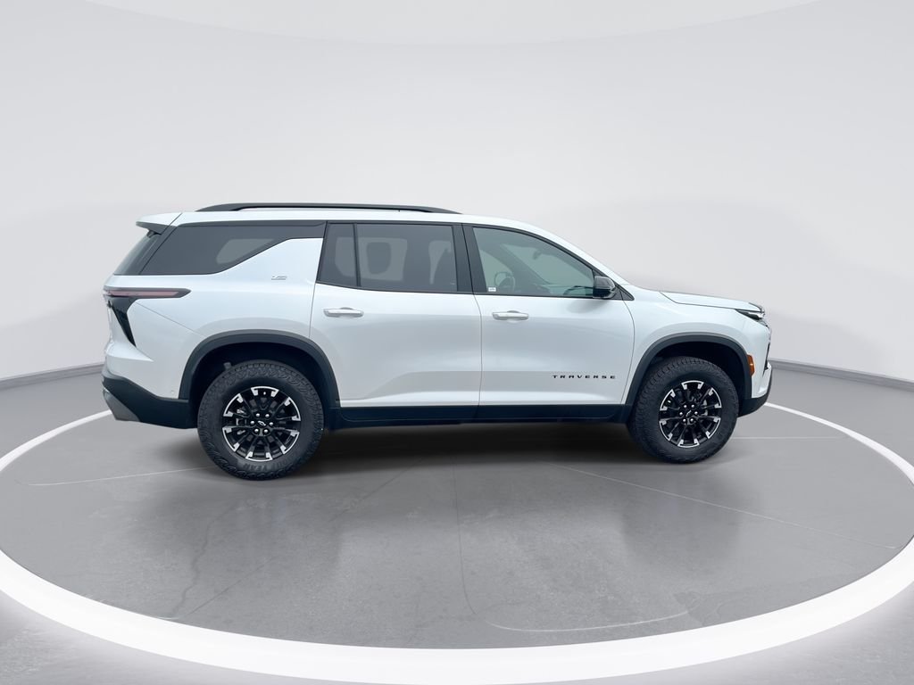 2025 Chevrolet Traverse Z71 - Photo 9