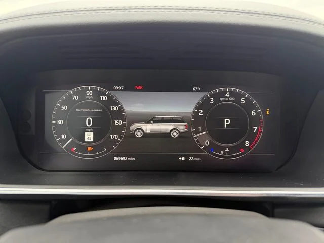Used 2018 Gray Land Rover 5.0L V8 Supercharged image 14