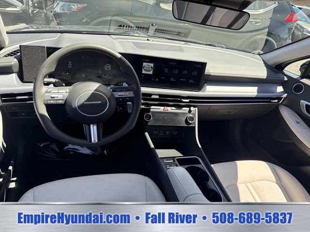 Certified Used 2024 Carbon Blue Hyundai SEL image 13