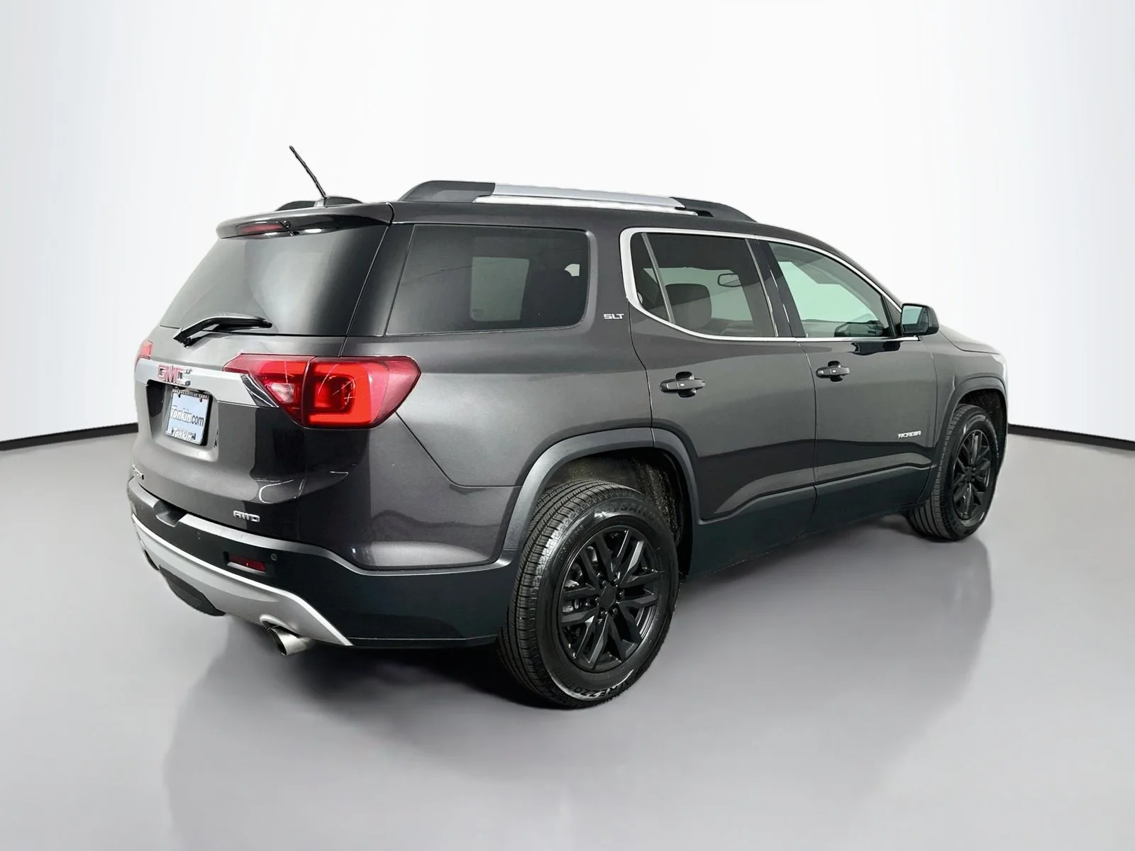 Used 2017 Iridium Metallic GMC SLT-1 image 8