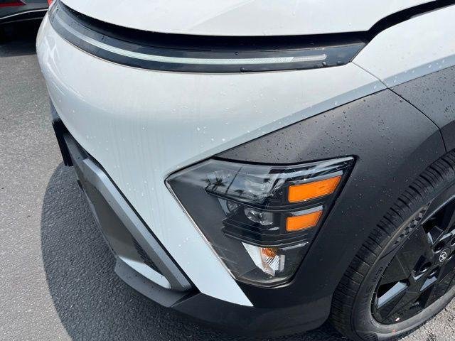 New 2026 White Hyundai SEL Sport FWD image 13