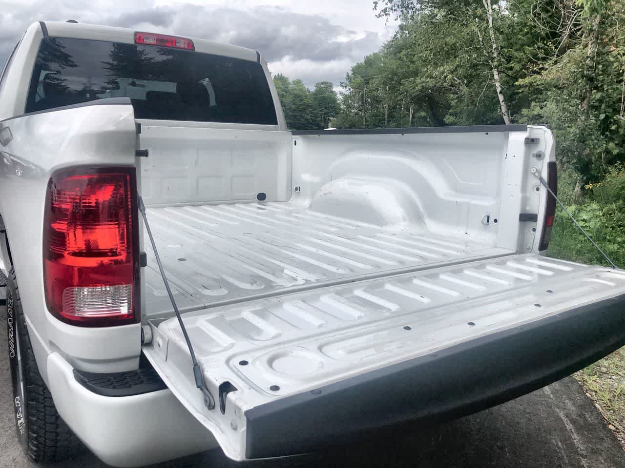 Used 2019 Bright White Clearcoat Ram Express image 6