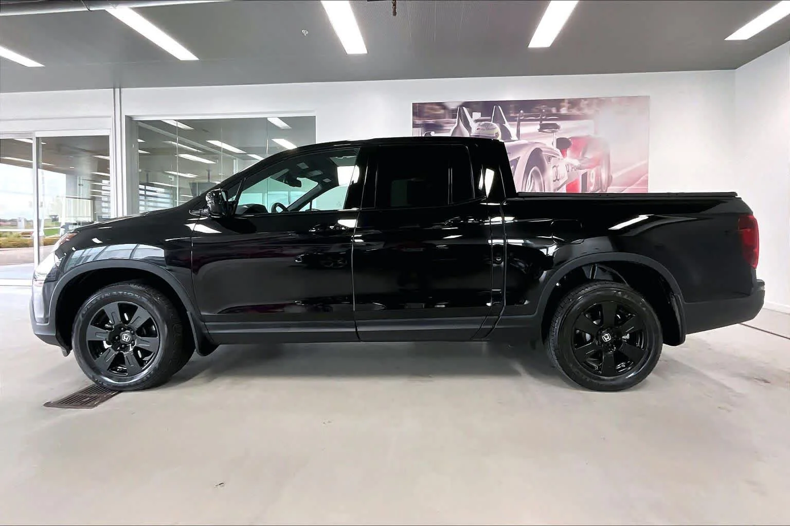 Used 2020 Crystal Black Pearl Honda Black Edition image 3