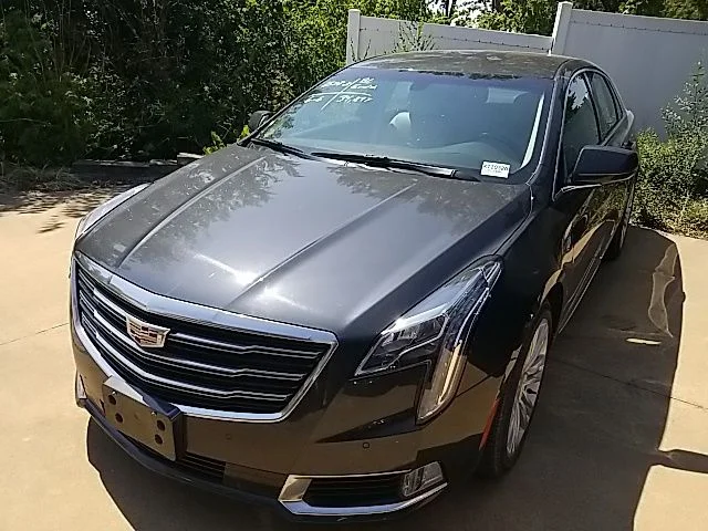 Used 2018 Gray Cadillac Luxury image 10