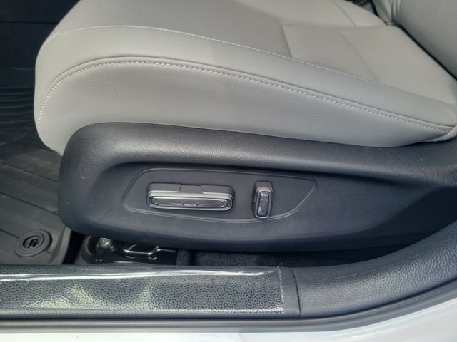 New 2026 Platinum White Pearl Honda Sport Touring image 15