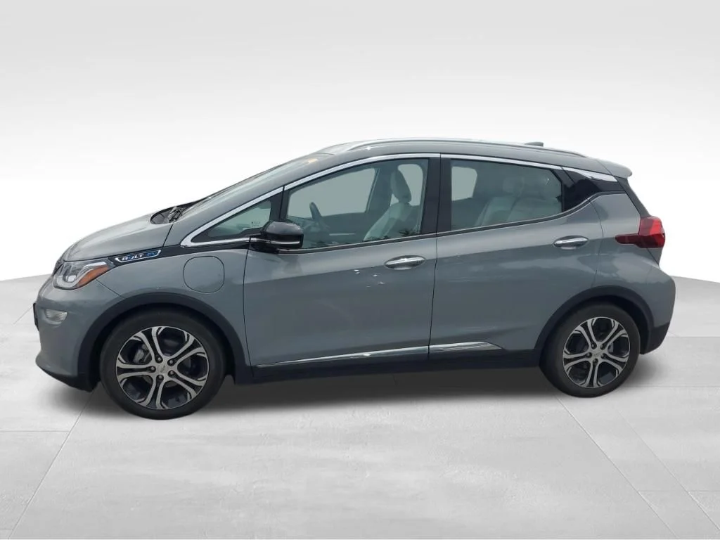 Used 2020 Chevrolet Bolt EV Premier with VIN 1G1FZ6S05L4144469 for sale in Newport News, VA