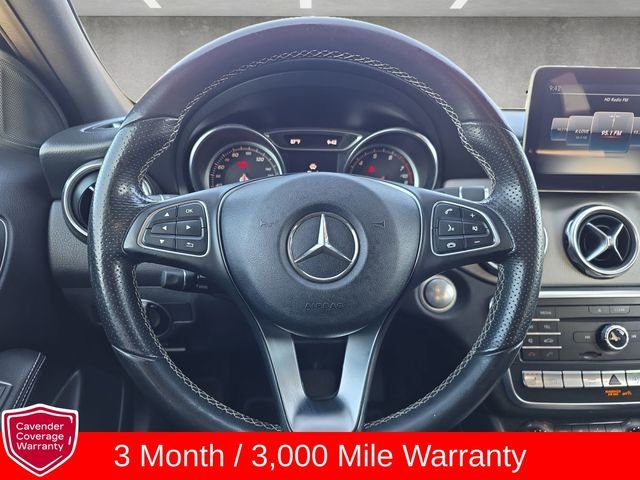 Used 2018  Mercedes-Benz GLA 250 image 21