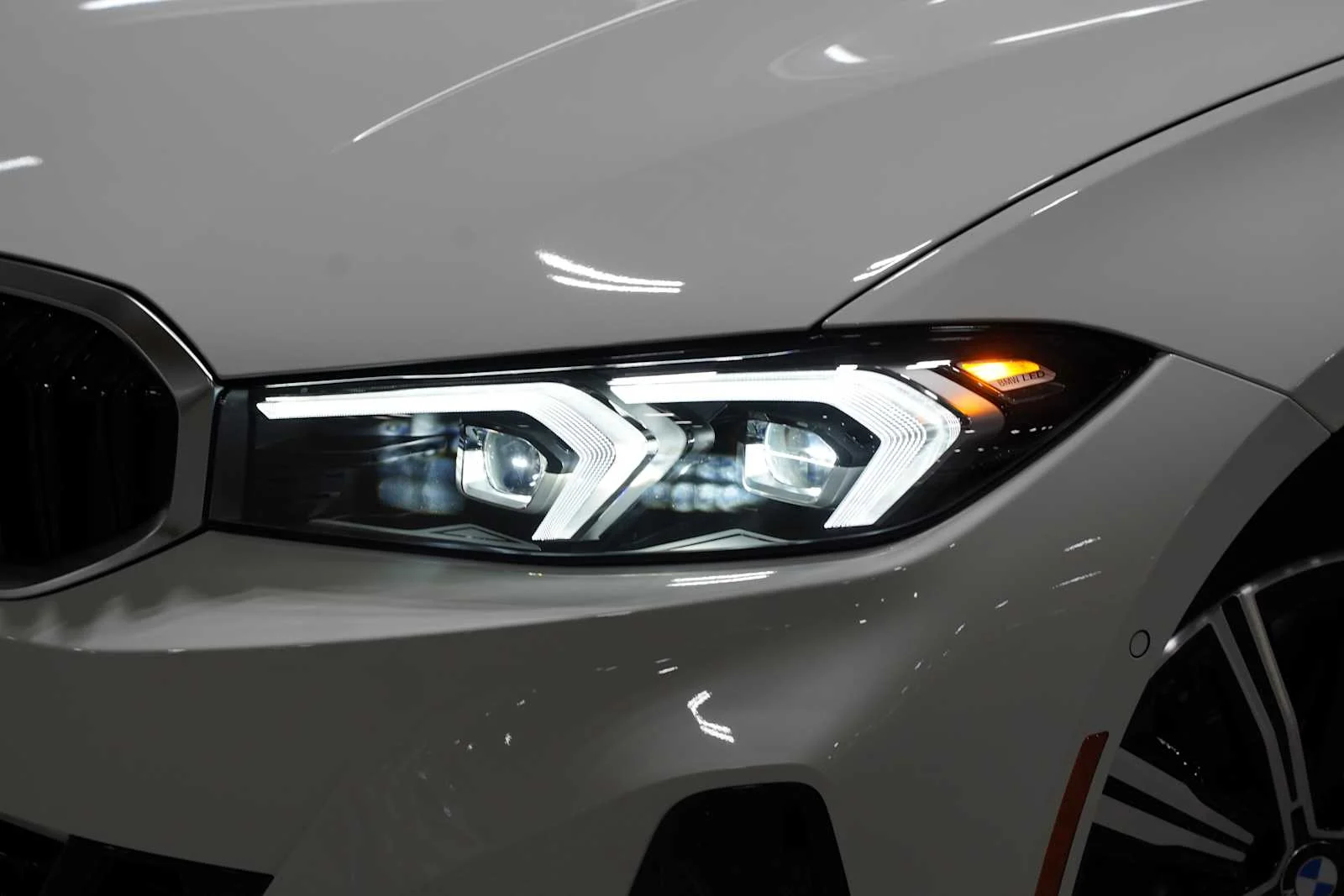New 2026 Alpine White BMW 330i image 6