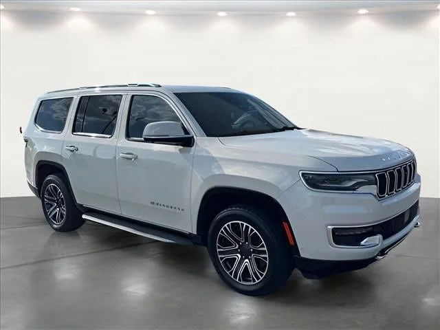 Used 2022 White Jeep Series III image 2