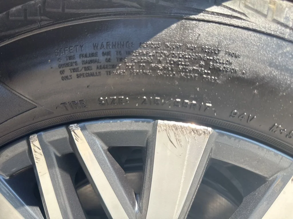 Used 2024 Black Nissan 2.5 SV image 32