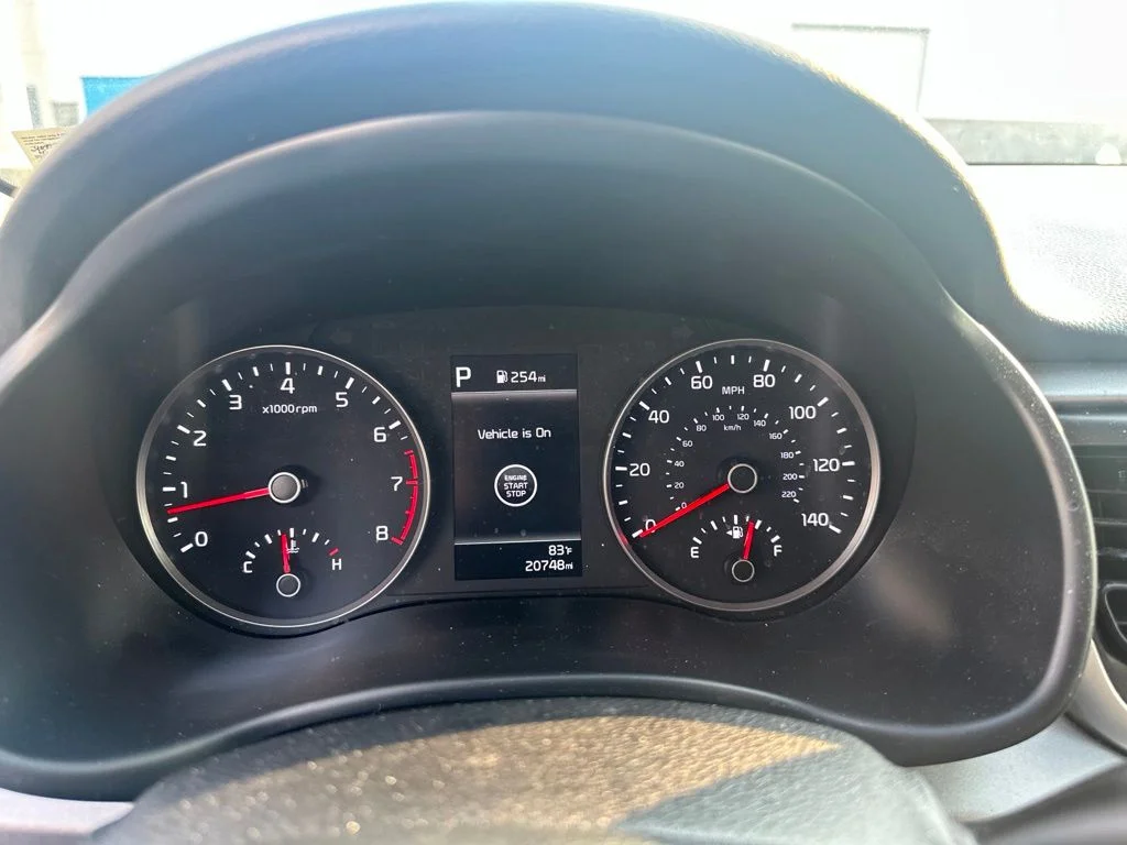 Used 2023 Clear White Kia S image 21