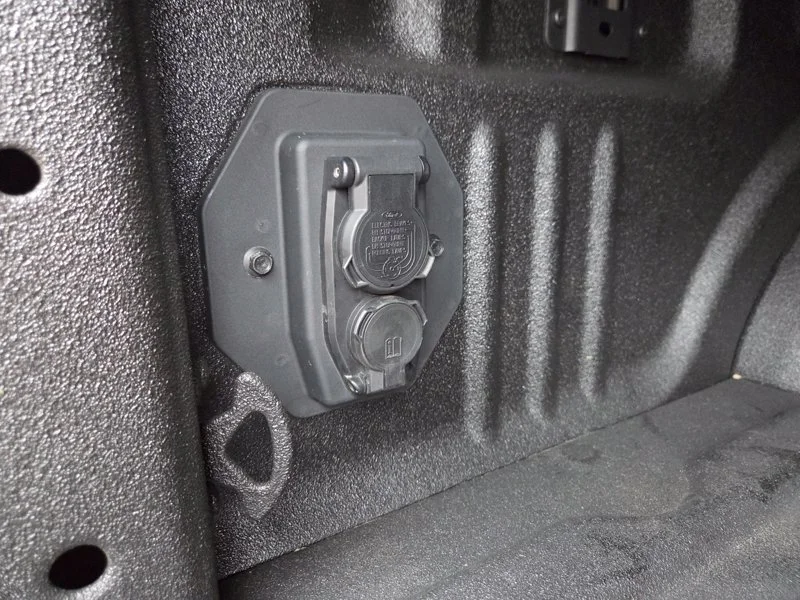 Used 2024 Brown Ford XLT image 13
