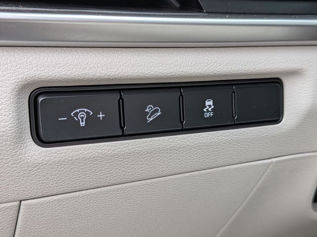 Certified Used 2024 Black Kia S image 17