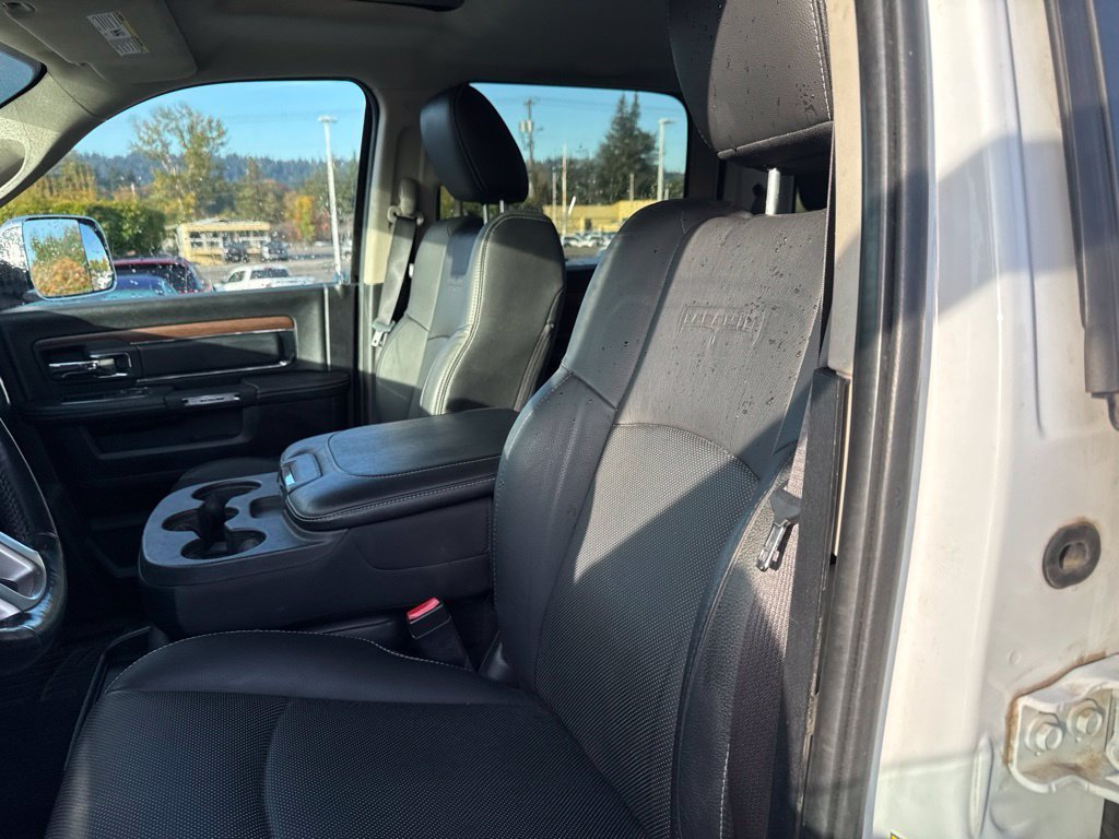 Used 2015 Bright White Clearcoat Ram Laramie image 4