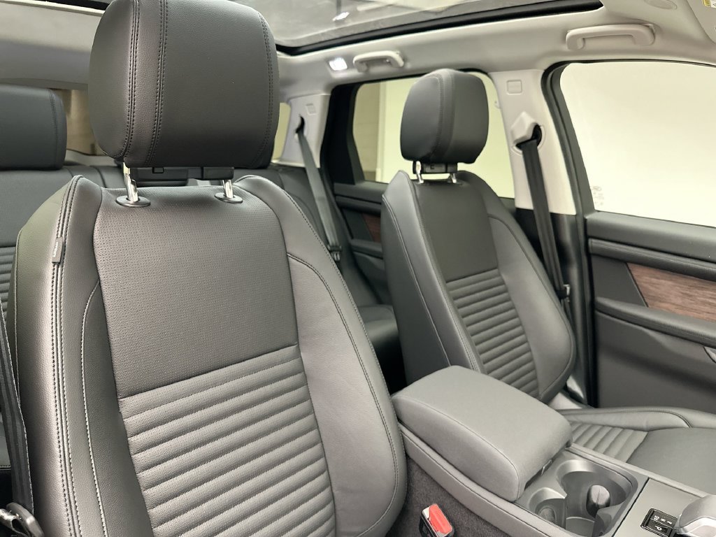 Used 2025 Varesine Blue Metallic Land Rover S image 6