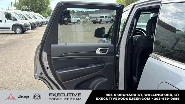Used 2021 Silver Jeep Laredo E image 20