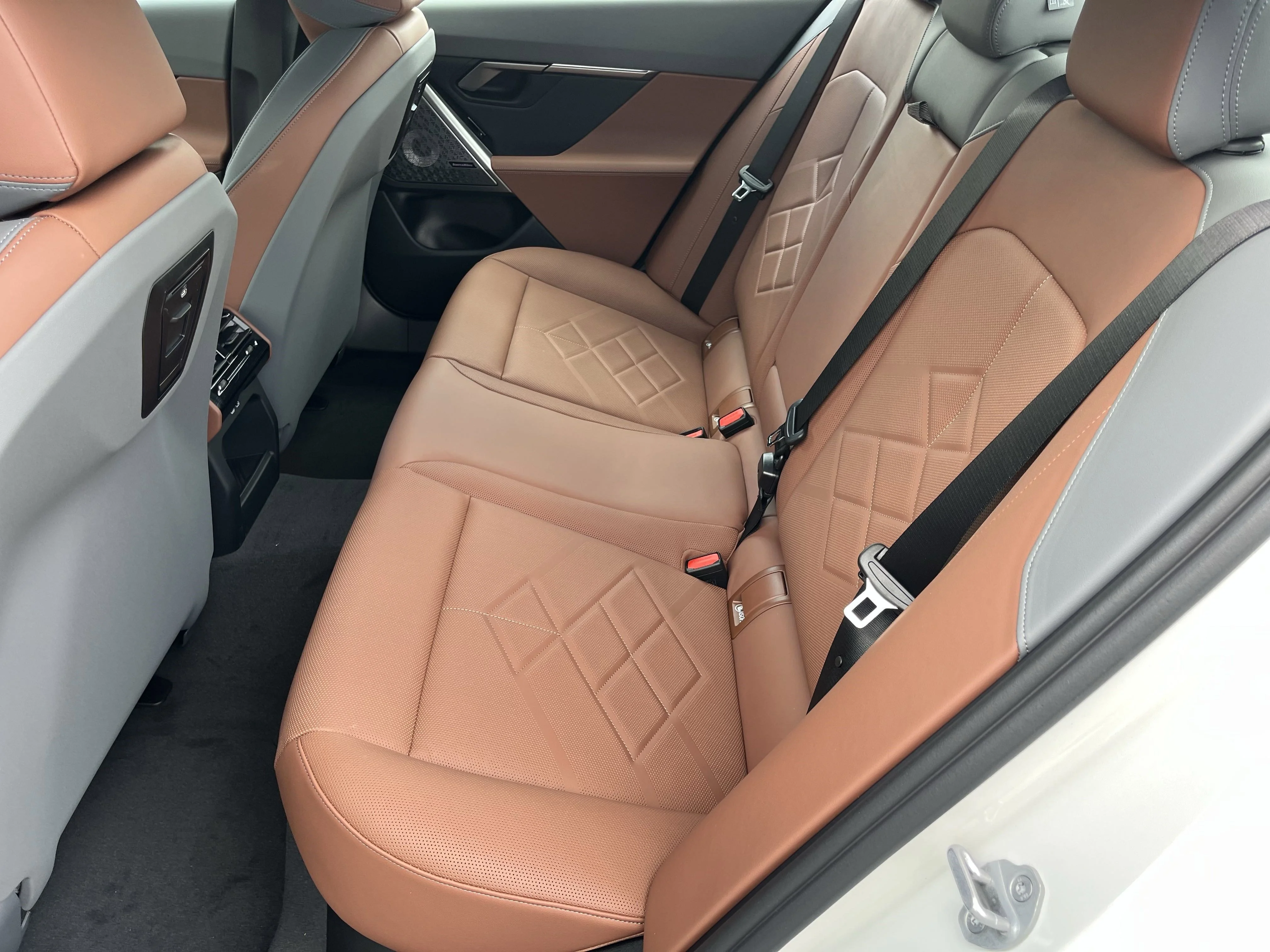 2026 BMW i5 40 - Photo 19