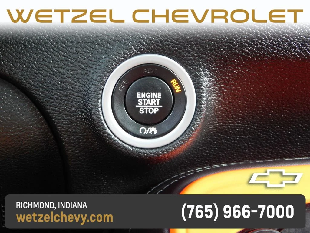 Used 2023 Orange Dodge SXT image 28