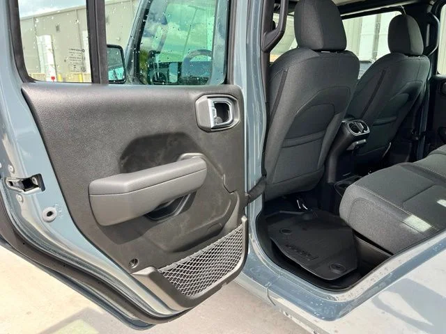 New 2026 Anvil Clear-Coat Exterior Paint Jeep Sport image 17