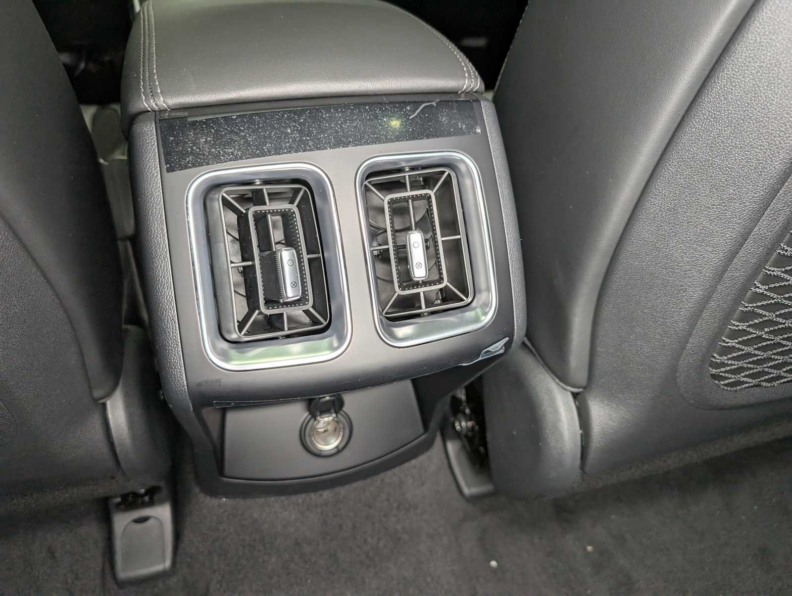 2026 Kia Sorento S - Photo 15