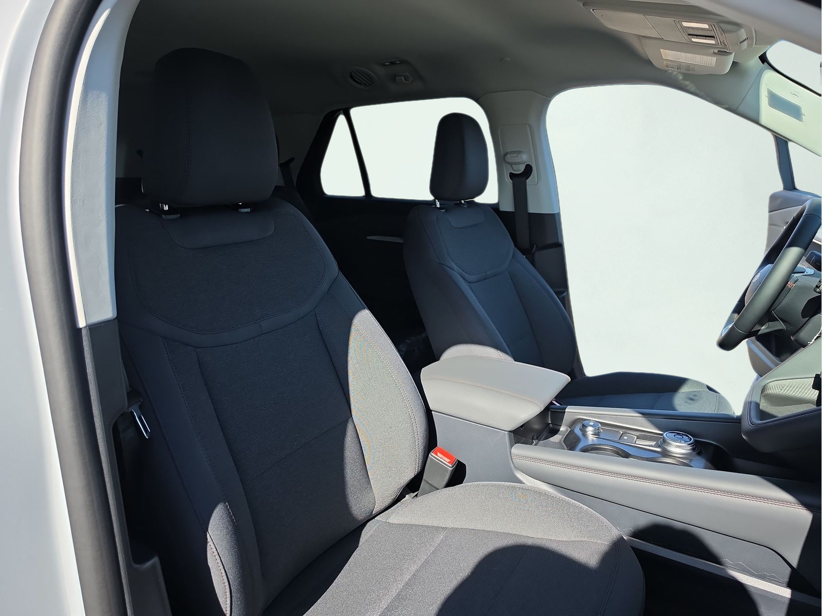 New 2026 Space White Metallic Ford Active image 19