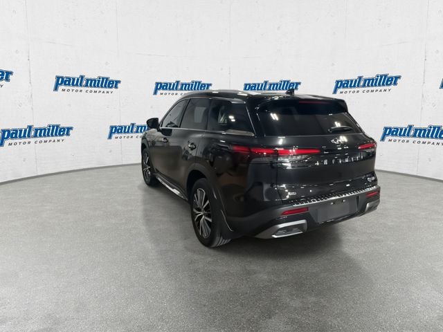 Used 2023 Black INFINITI Sensory image 9