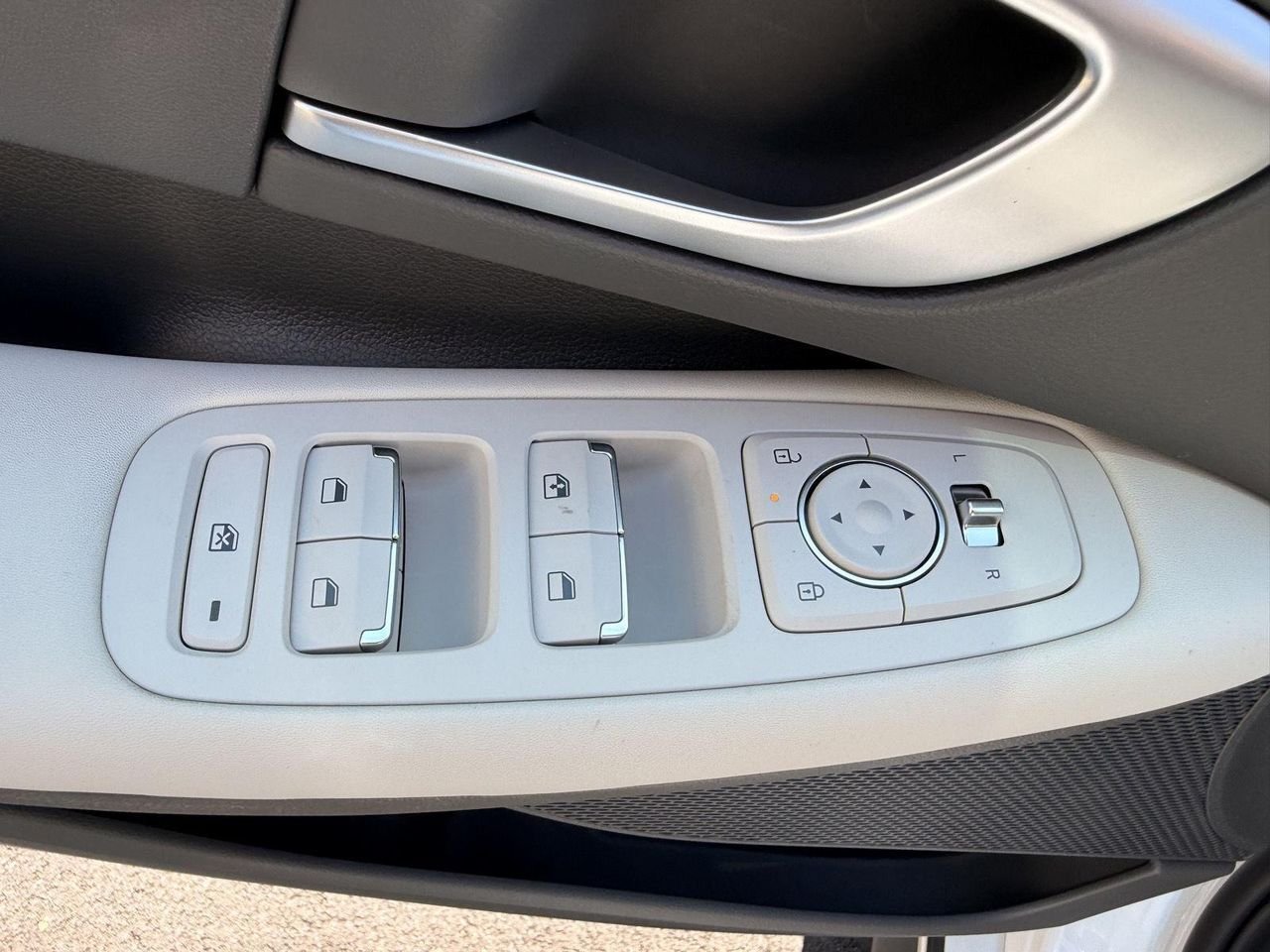 2026 Hyundai Sonata SE - Photo 11