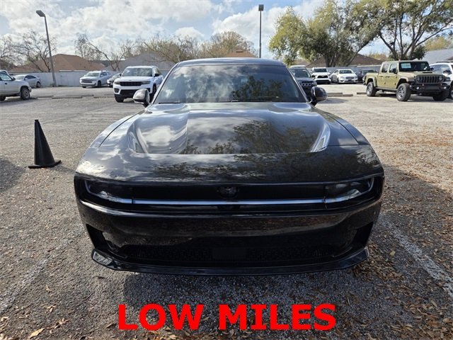 Used 2024 Dodge Charger Daytona Scat Pack with VIN 2C3CDBDK8RR203847 for sale in Lutz, FL