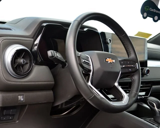 2024 Chevrolet Colorado LT - Photo 24
