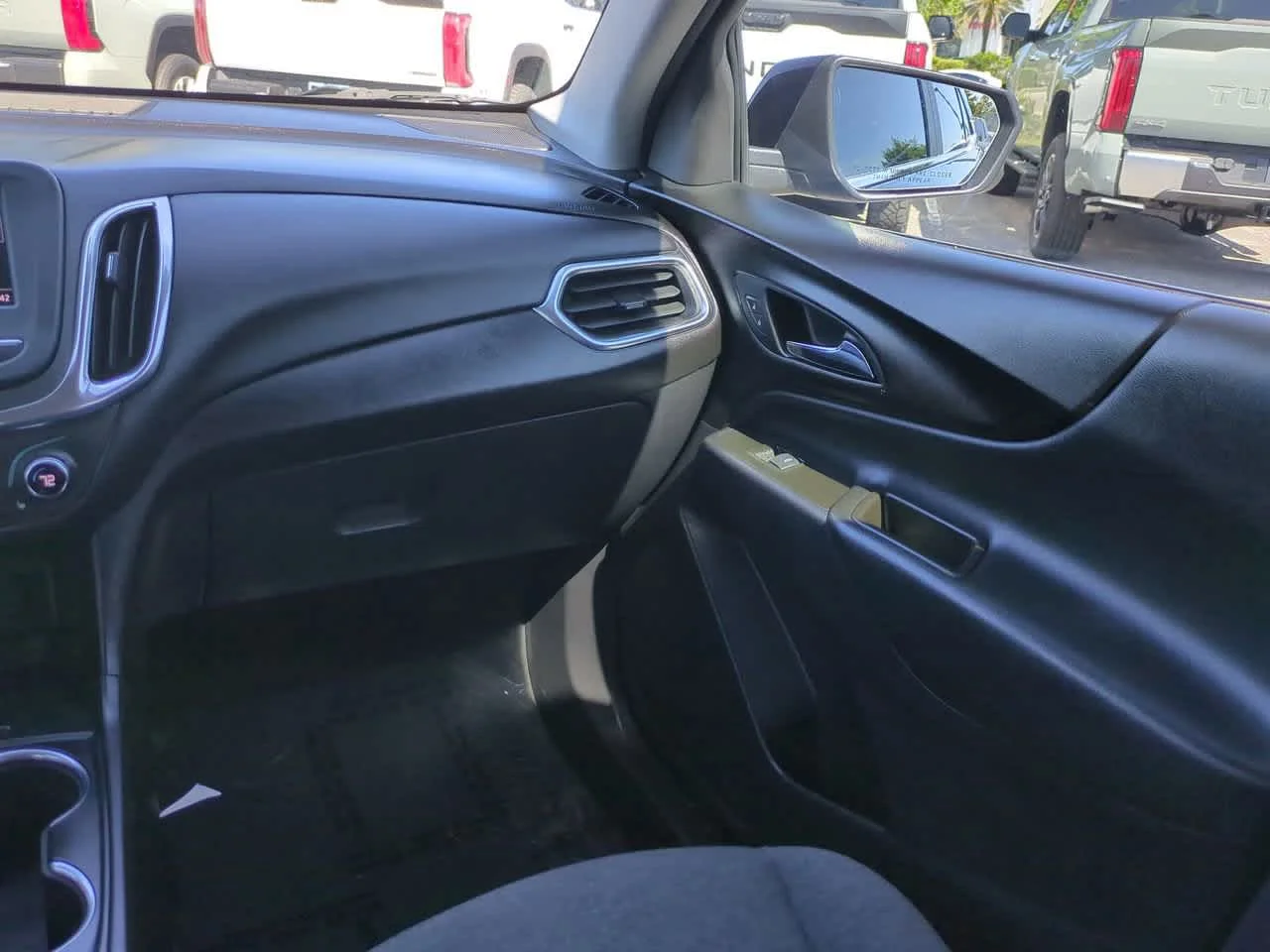 Used 2023 Mosaic Black Metallic Chevrolet LT image 16