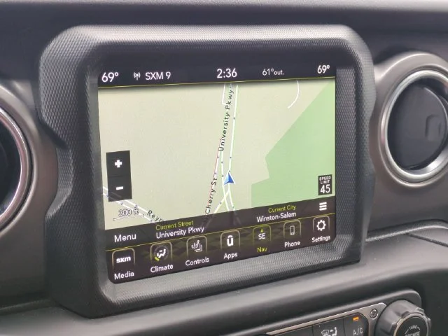 Used 2021 Green Jeep Rubicon image 23