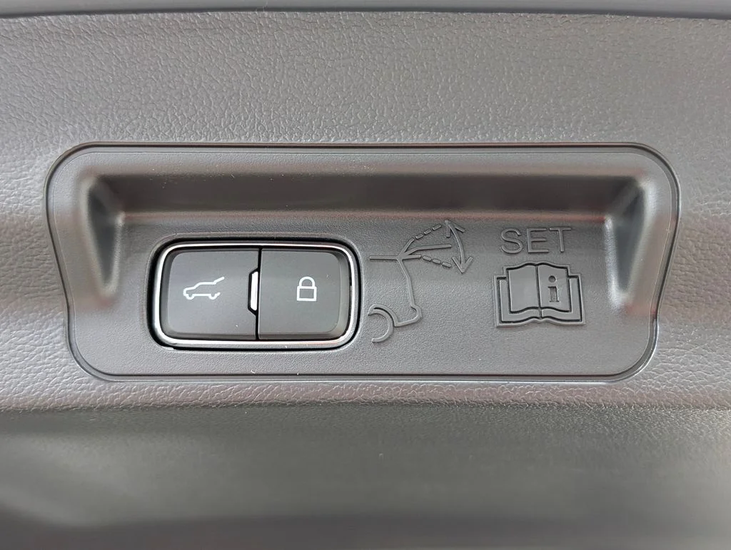 New 2026 Vapor Blue Metallic Ford Tremor® image 23