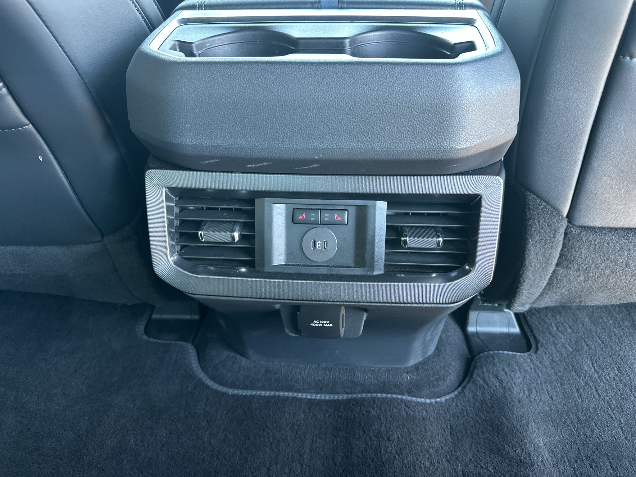 Used 2026 Oxford White Ford PLATINUM image 36