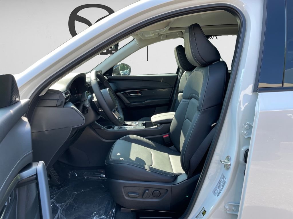 New 2026 White Metallic Mazda 2.5 S Premium Plus image 8