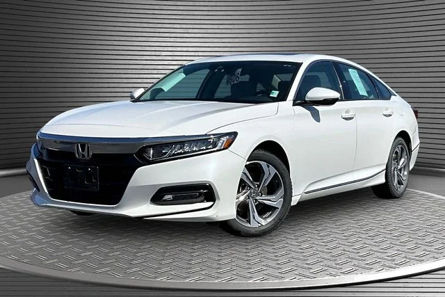 Used 2018  Honda EX-L image 1