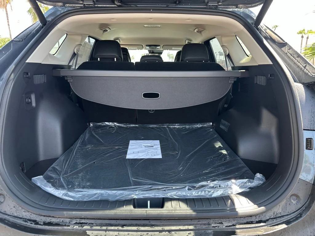 New 2026 Gray Kia EX image 6