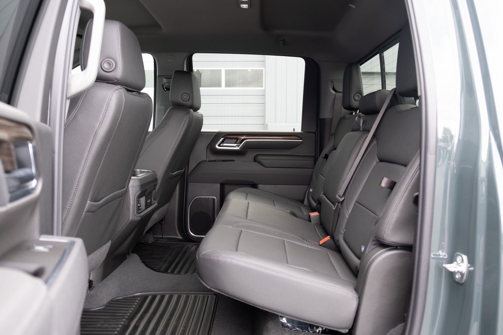 2026 Chevrolet Silverado 3500HD LT - Photo 15