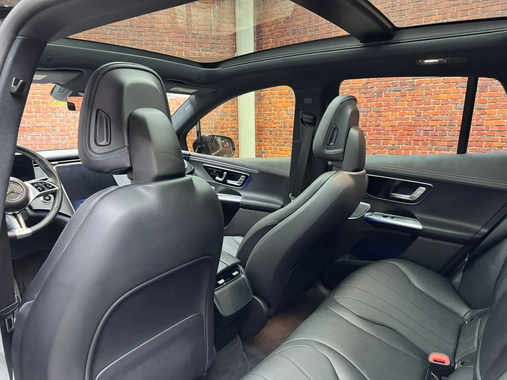 Used 2023 Black Mercedes-Benz 350 SUV image 23