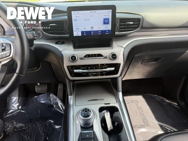 Used 2023 Red Metallic Ford XLT image 16