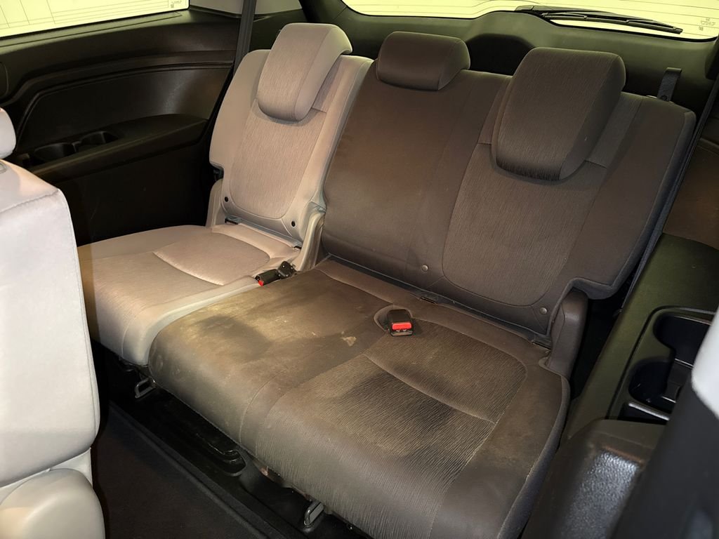 Used 2018 Modern Steel Metallic Honda EX image 17