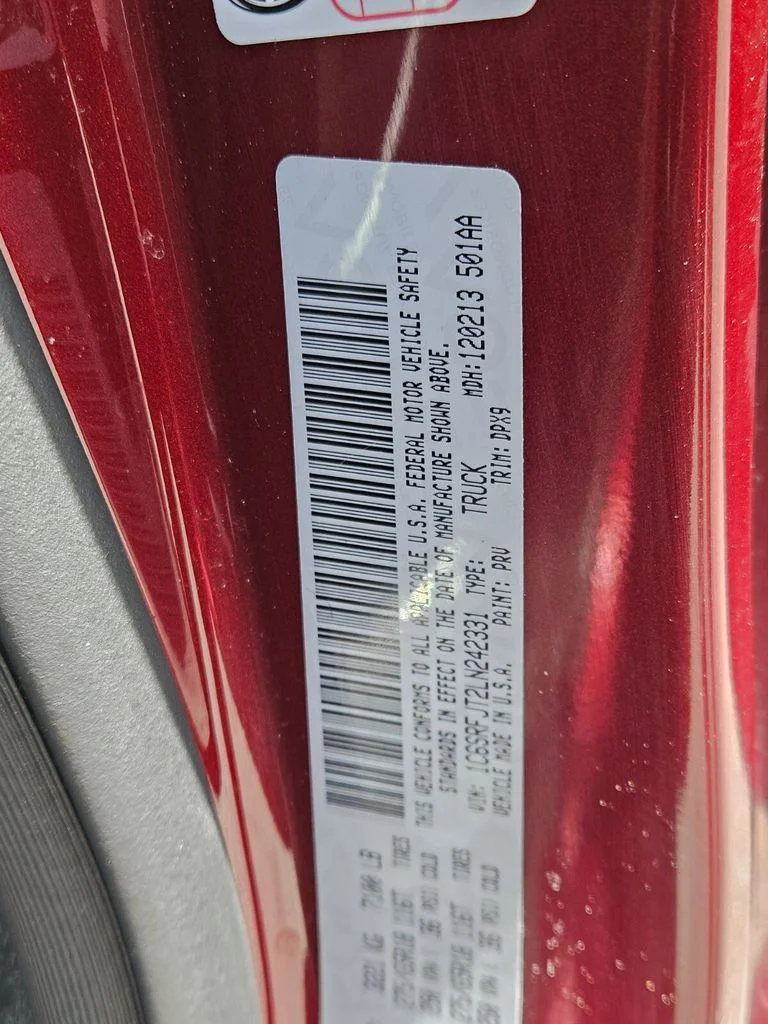 Used 2020 Red Ram Laramie image 31