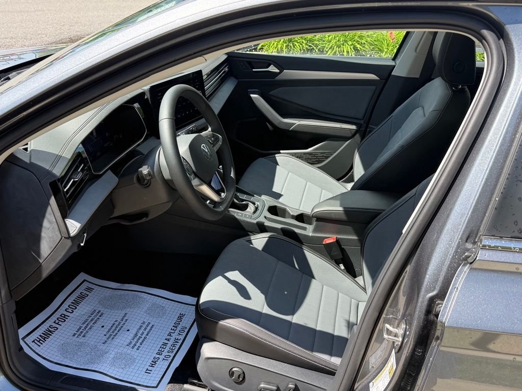 New 2026 Gray Volkswagen 1.5T SE image 27