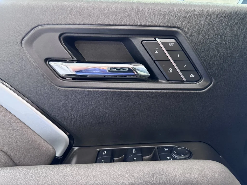 2025 Chevrolet Colorado ZR2 - Photo 24