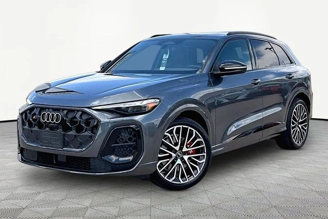 2026 Audi SQ5 Premium Plus quattro's photo