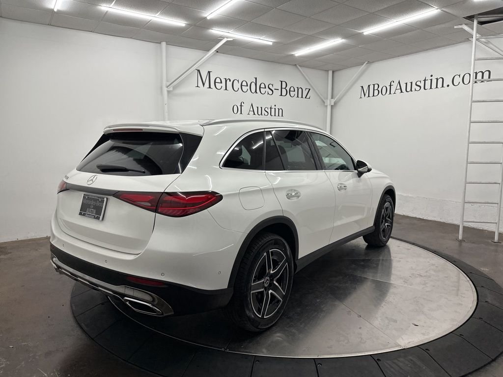 Used 2026 White Mercedes-Benz GLC 300 image 7