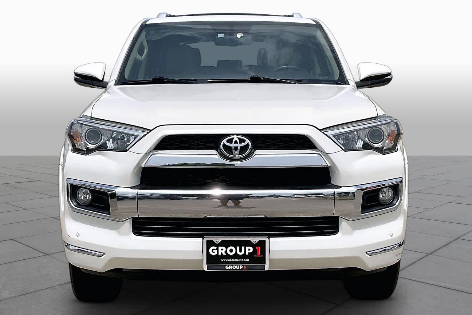 Used 2016 Blizzard Pearl Toyota Limited image 4