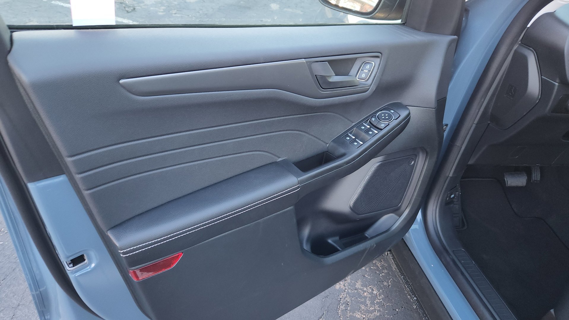 New 2026 Vapor Blue Metallic Ford Active image 23
