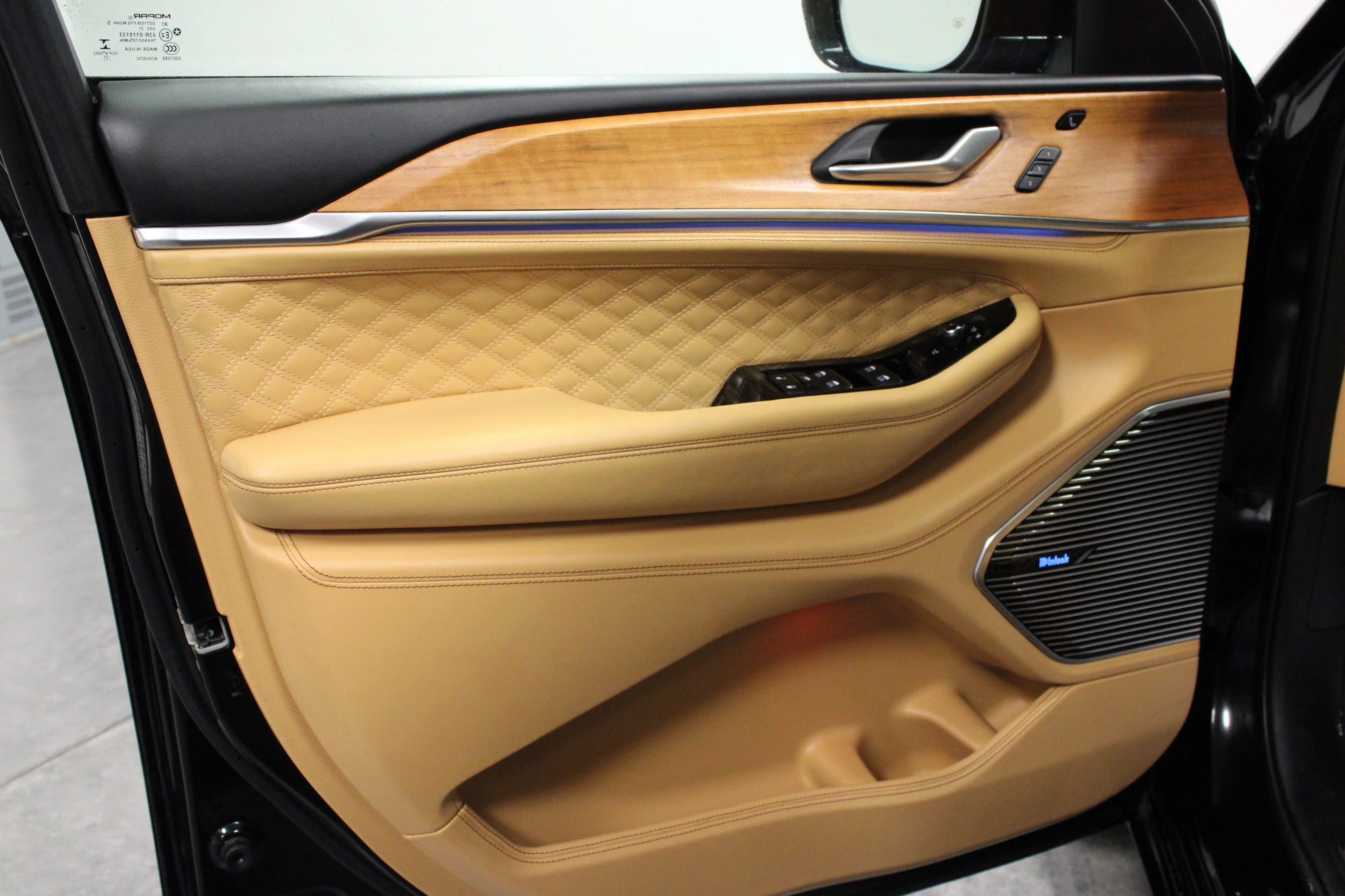 2021 Jeep Grand Cherokee L Summit Reserve - Photo 11