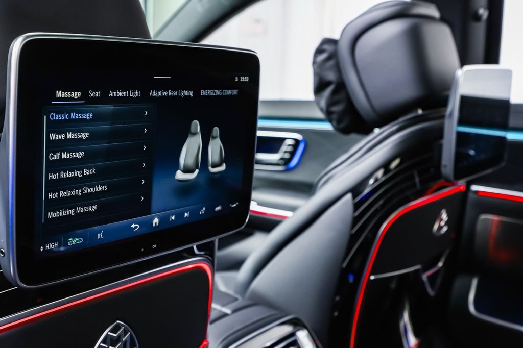 Certified Used 2024  Mercedes-Benz Maybach S 580 image 11